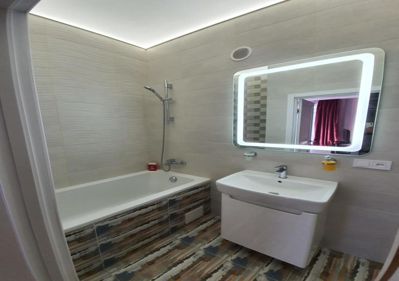 Lux New Apartment 2019 Carcóvia Exterior foto